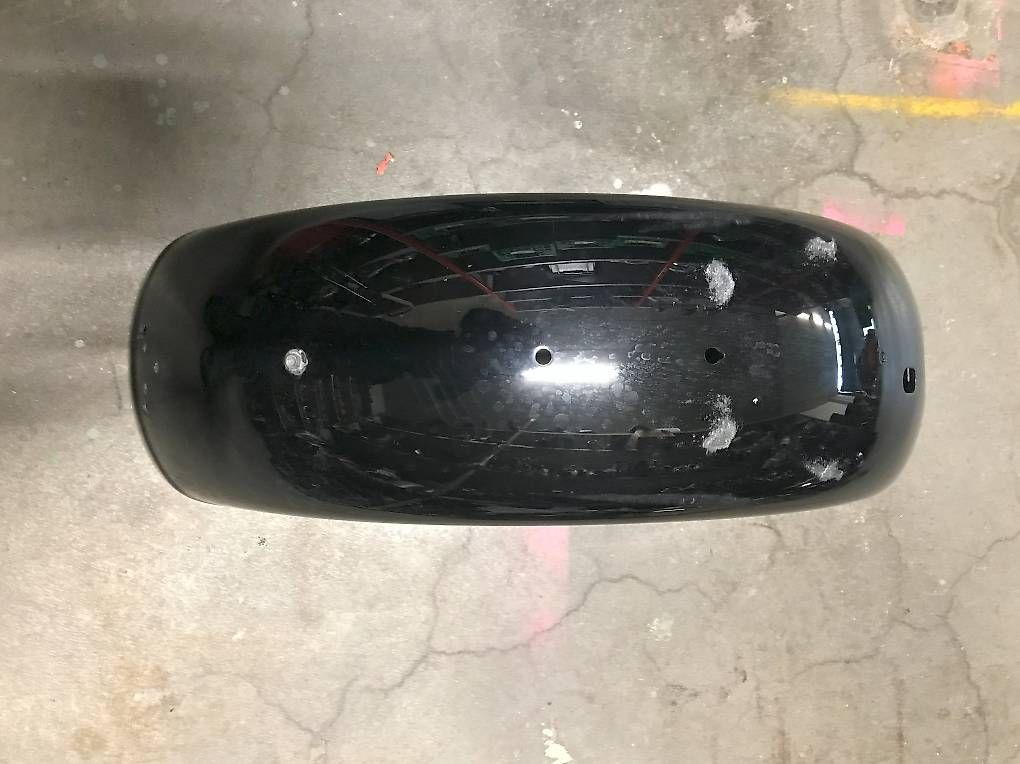Toutes les pièces détachées moto: Harley Davidson Heck Fender – D'occasion à Schlieren par motostyling