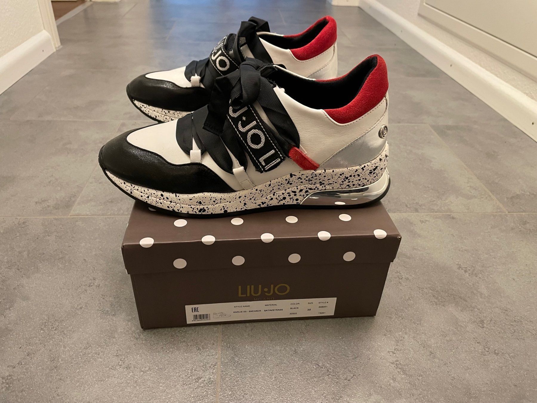 Liu Jo Scarpe da donna: Liu Jo Sneaker Karlie 03 – Nuovo e nell'imballaggio originale da Wittinsburg venduto da redrose296 2