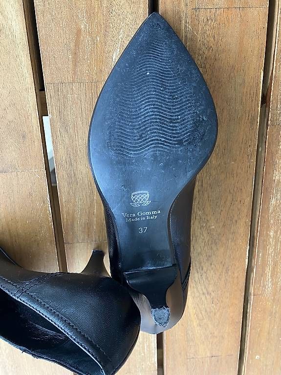 Scarpe da donna: Navyboot Pumps schwarz Gr.37 – Usato da Lyss venduto da stubenwagen 3