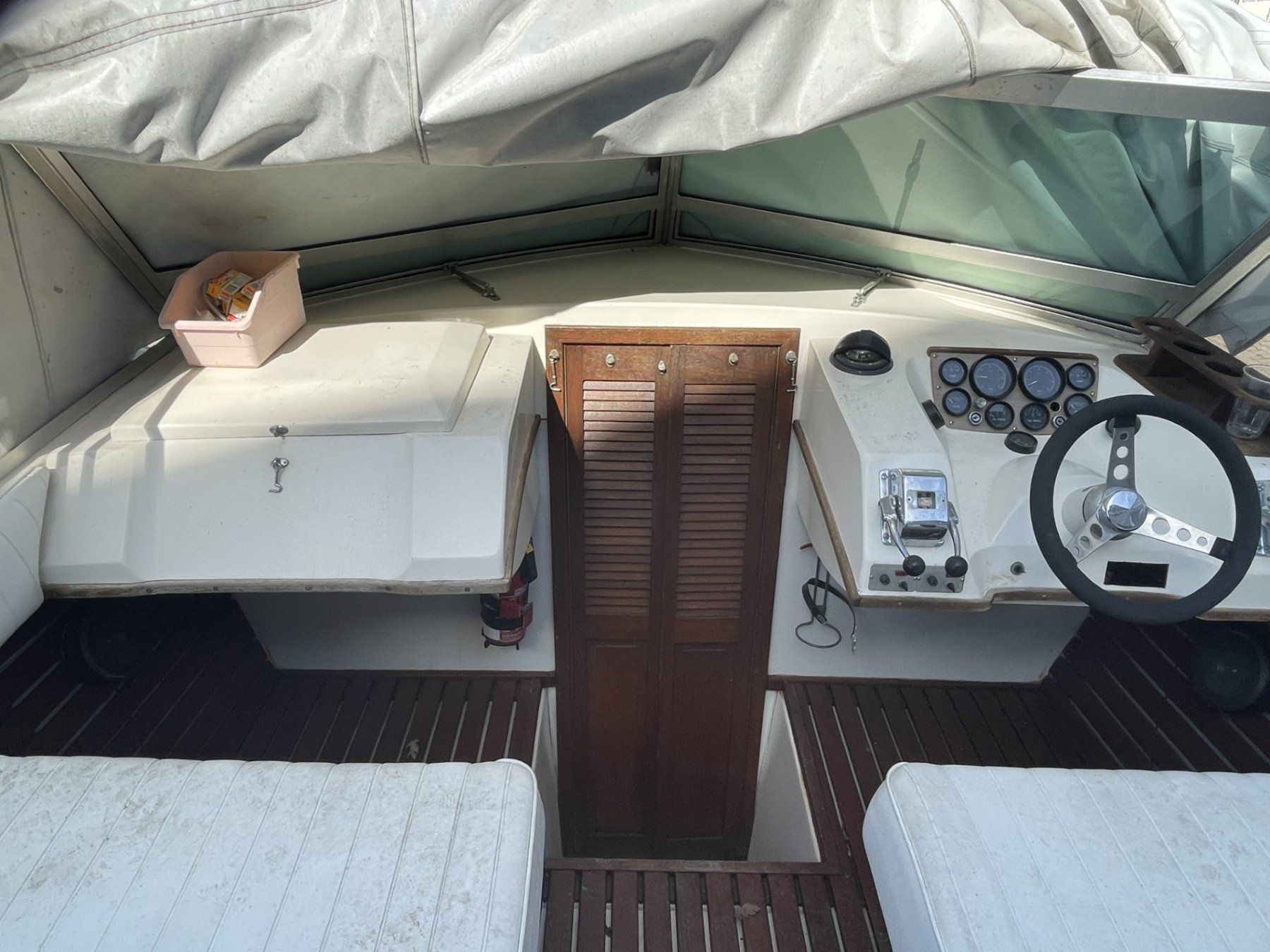 Barche: CARY 32 - TOP SCHNELLBOOT USA 1976 – Usato da Avenches venduto da BOOTTRANSPORTE 5