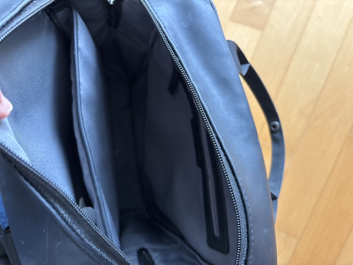 Kapten & Son Rucksäcke: Rucksack Kapten & Son schwarz  – Gebraucht aus Embrach von Dmoney 2
