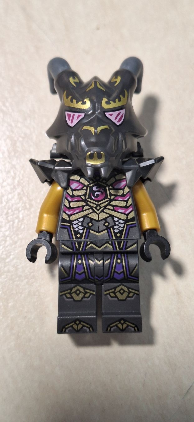 Lego Statuette: Lego Ninjago Crystal King – Usato da Egnach venduto da sea_2zvc