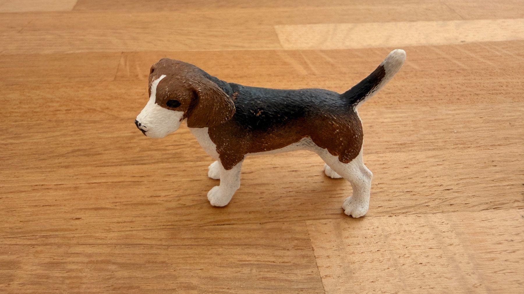 Schleich Giocattoli: SCHLEICH - Hund Beagle – Usato da Winterthur venduto da Secondhand-Family 1