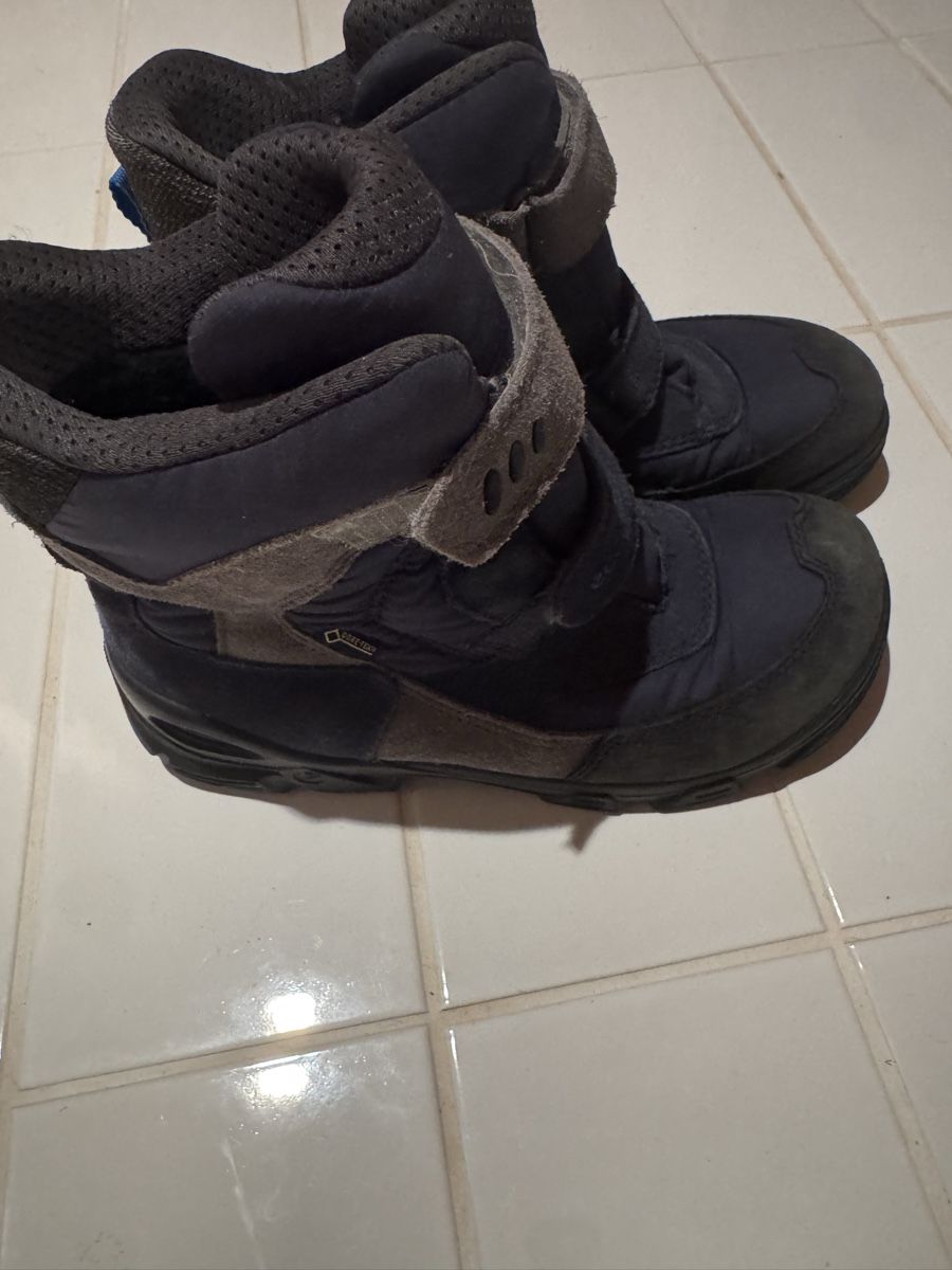 Ecco Scarpe per ragazzi: Winterschuhe Grösse 35 – Usato da Ebmatingen venduto da F.Bullet 1