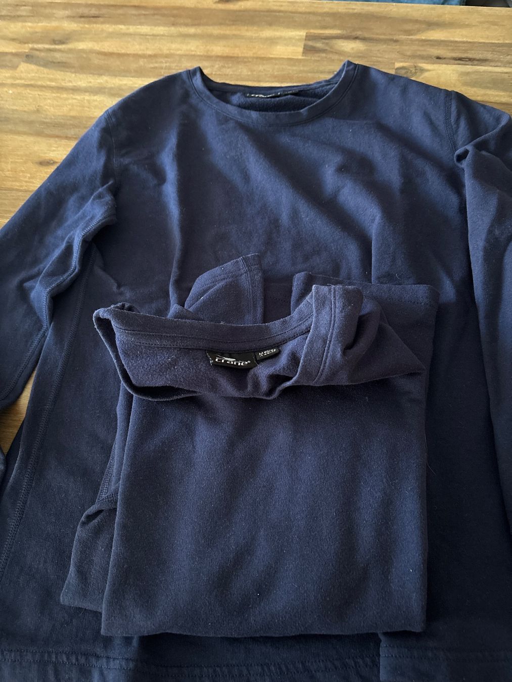 Maglioni & Felpe: 2 Langarmshirts Crane blau – Usato da Schübelbach venduto da S1CH 1