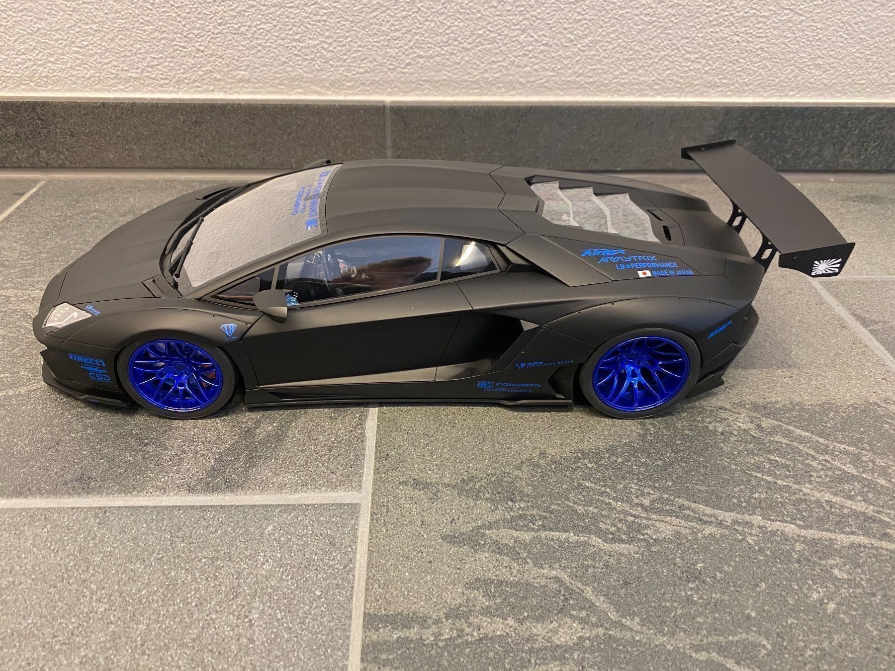 Kyosho Modellini d'auto: Lamborghini Aventador LB-Works 1:12 – Nuovo (secondo la descrizione) da Oftringen venduto da fah_6chf 2