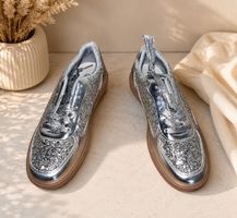 Damen Glitzer Sneaker Silber Gr. 39 – neuwertig