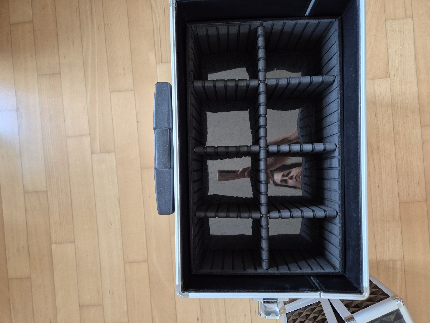 Valigie & Borse: Kosmetikkoffer Trolley 2-teilig mit Spiegel & Rollen – Usato da Luzern venduto da 2ndlifecloset 5