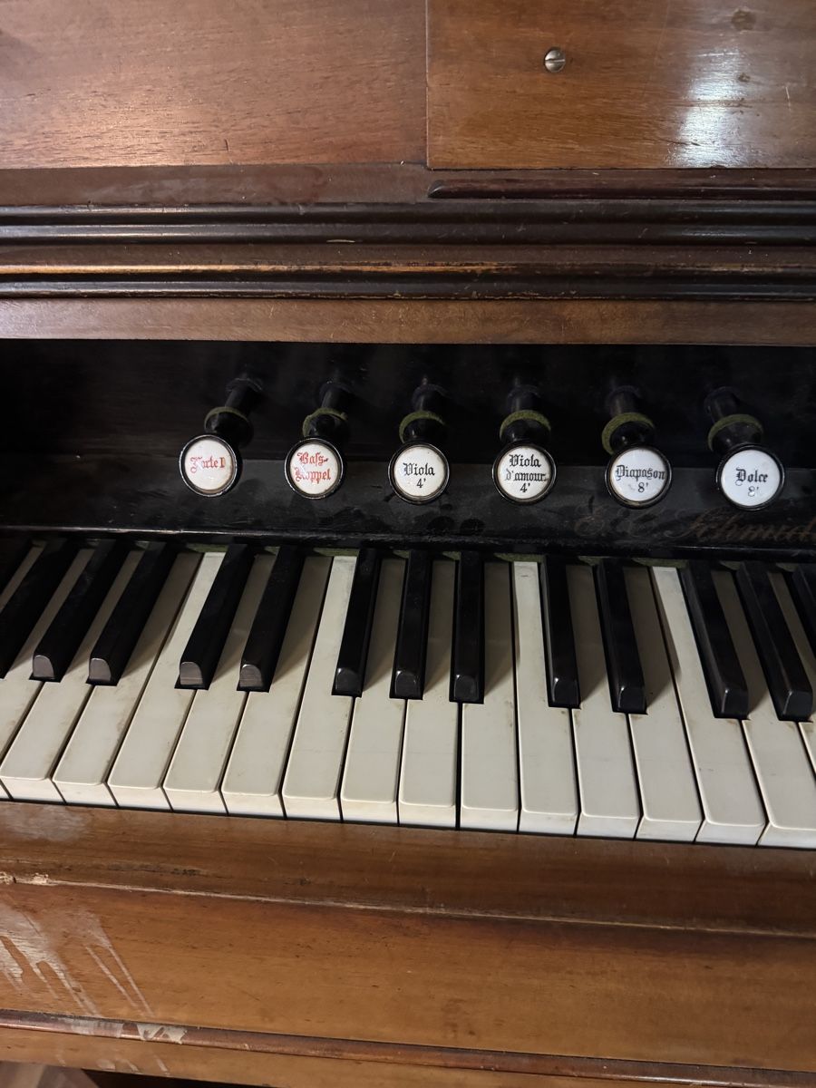 Instruments de musique: altes Harmonium – D'occasion à Zürich par remierancid 1