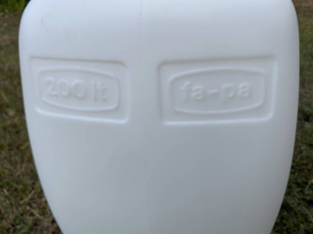 Tränken & Tröge: Wassertank 200 Liter – Neu und originalverpackt aus Günsberg von Peso1 1
