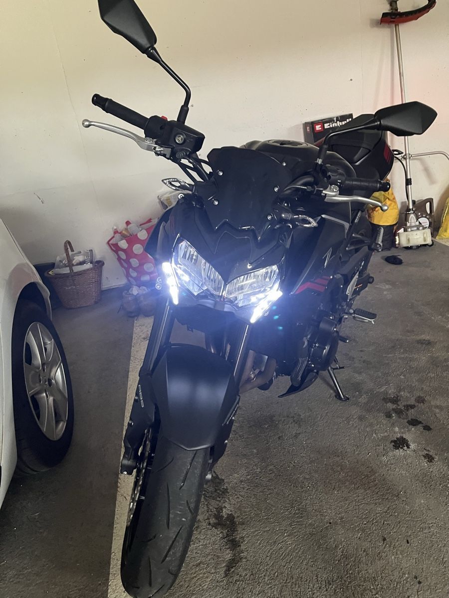 Kawasaki Strada: Z900 Kawasaki – Nuovo (secondo la descrizione) da Bellinzona venduto da car_vhf5 3