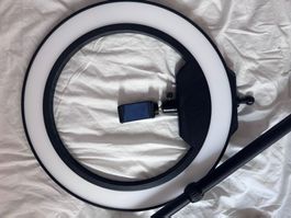Ring light Elgato LED 2500 Lumens, dimmable