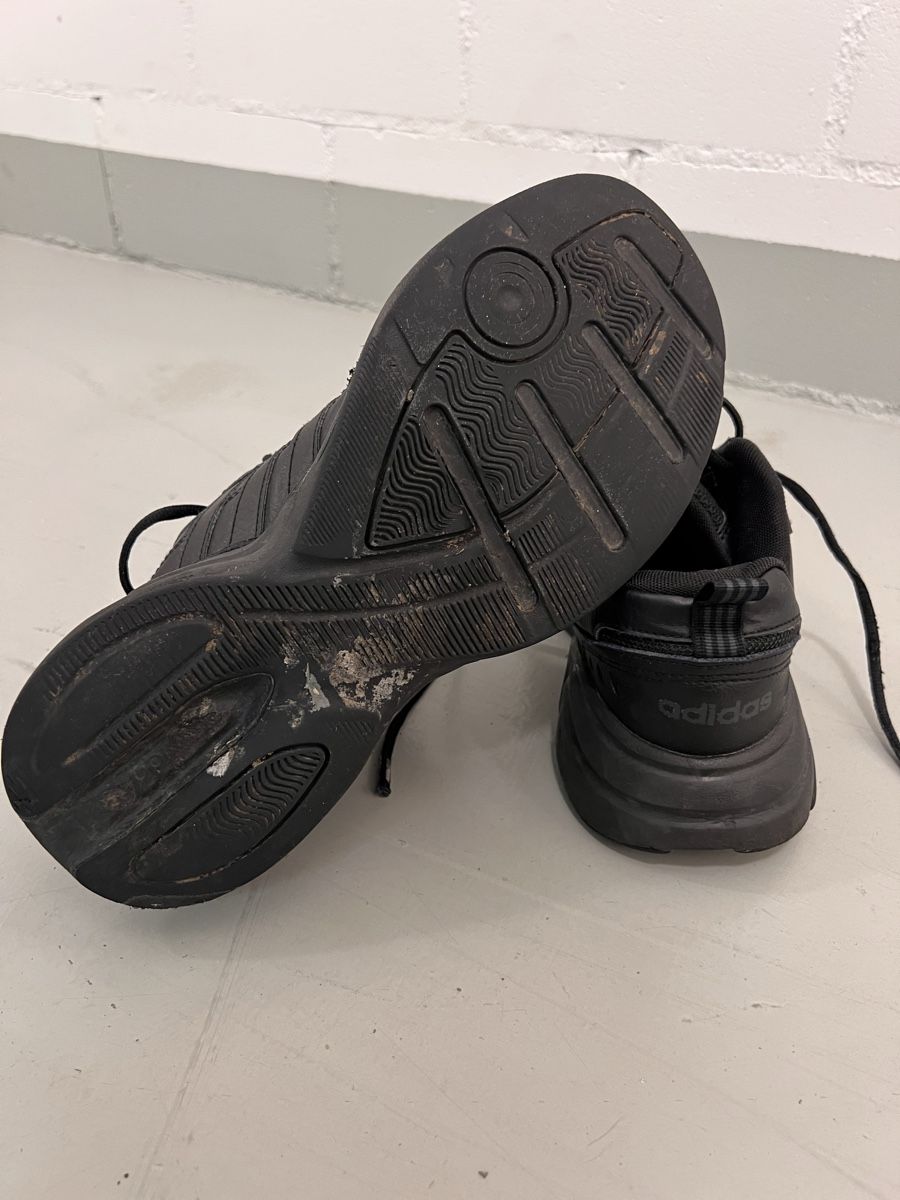 Adidas Scarpe da uomo: Adidas Sneaker Grösse 42 2/3 – Nuovo (secondo la descrizione) da Winterthur venduto da ChicMarkt 3