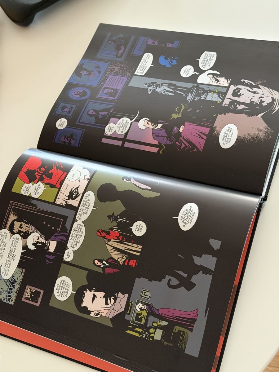 Comics: Hellboy Library Edition Volume 1  – Gebraucht aus Münchringen von loo_b7bd 3