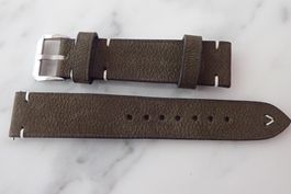 HANDGEFERTIGTES UHRENARMBAND AUS LEDER 20mm.