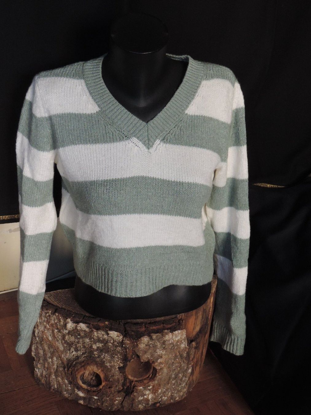 Maglioni & Felpe: pull en maille  rayé vert et blanc – Usato da Genève venduto da Axelle333 1
