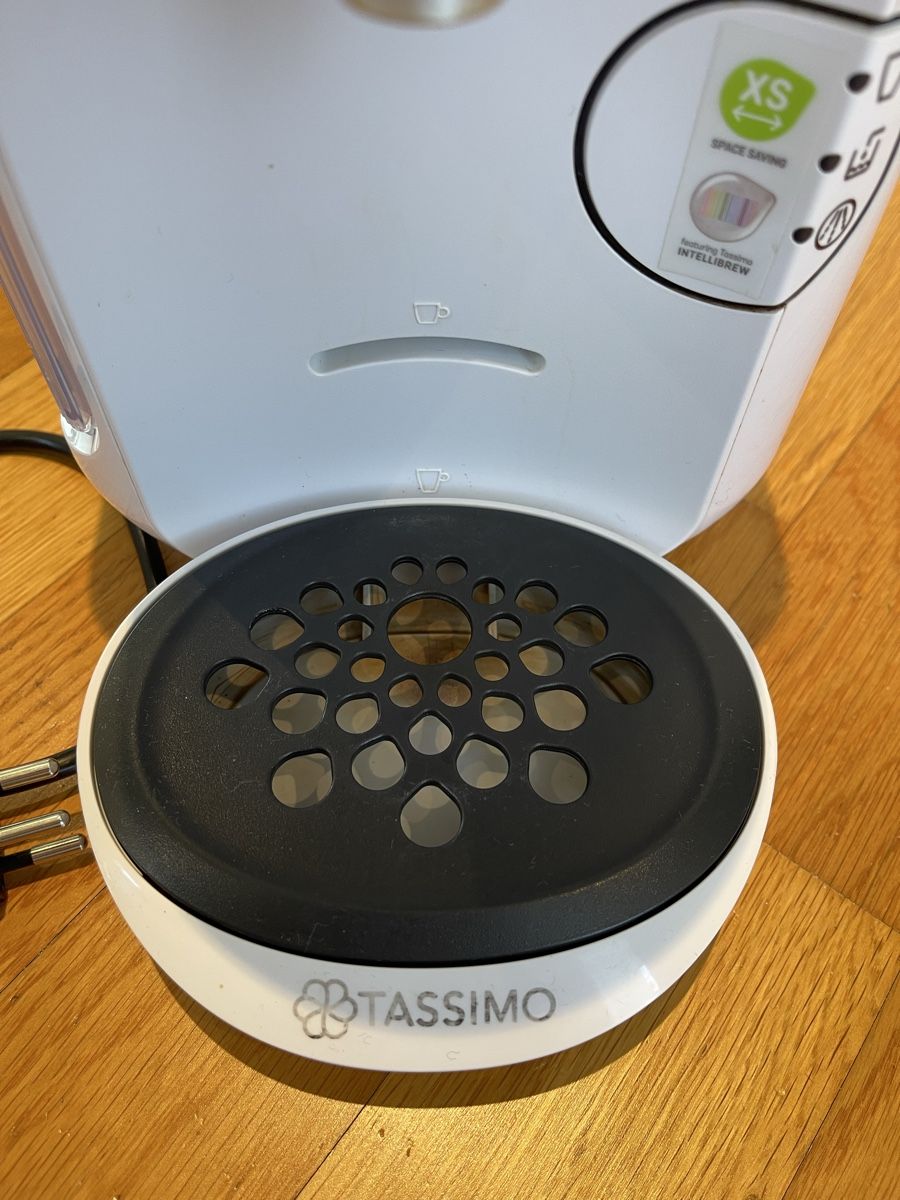 Bosch Macchine per caffè & Macchine per espresso: Tassimo Kaffeemaschine mit Kaffee – Usato da Roggwil BE venduto da 7lara7 3