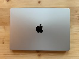 Apple MacBook Pro 14, M3 Pro, 18GB, 500GB