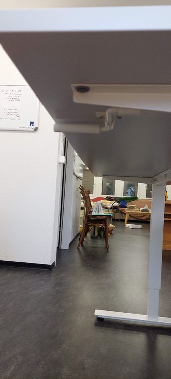 Scrivanie: Büro-, PC-, Schreibtisch 160x80 cm, weiss, ab 1 Franken! – Usato da Obbürgen venduto da twint99 4