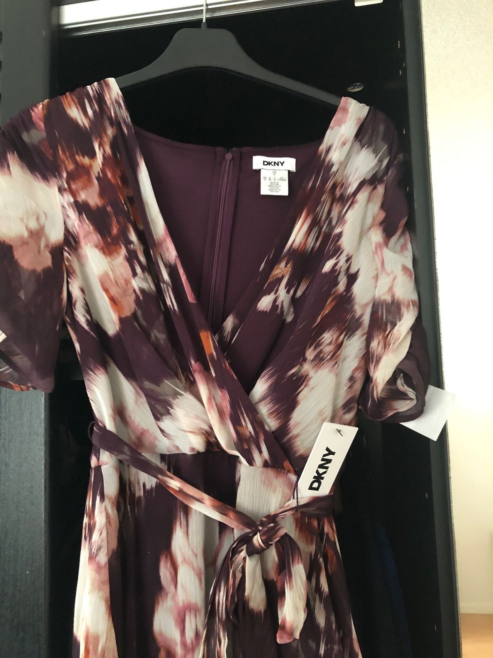 DKNY Vestiti: DKNY Kleid Grösse S  Neu mit... – Nuovo (secondo la descrizione) da Bremgarten AG venduto da Ora2017