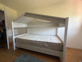GRATIS Lieferung: Kinderbett , Hausbett 90x200