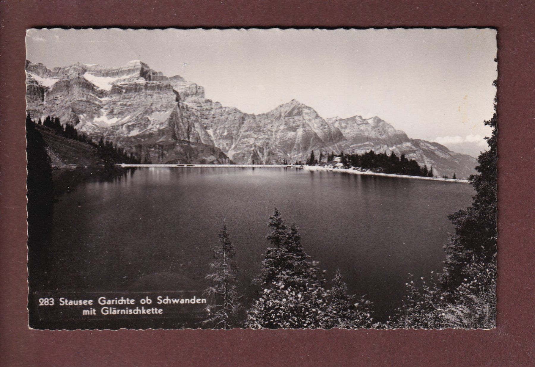 Cartoline postali: STAUSEE GARICHTE ob Schwanden - 1945 – Usato da Pully venduto da nicecards