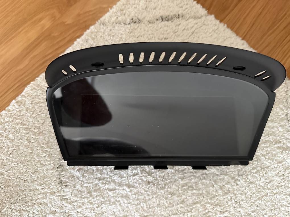 Tutti pezzi di ricambio auto: Display CCC für BMW e60 e61 e90 e91 e92 e93 – Usato da St. Gallen venduto da her_62st