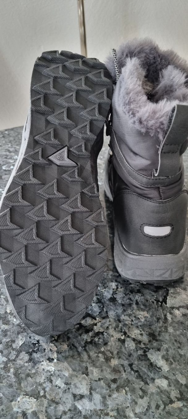 Scarpe da donna: Damen Thermostiefel Gr.38 – Nuovo (secondo la descrizione) da egliswil venduto da Maggy6 2