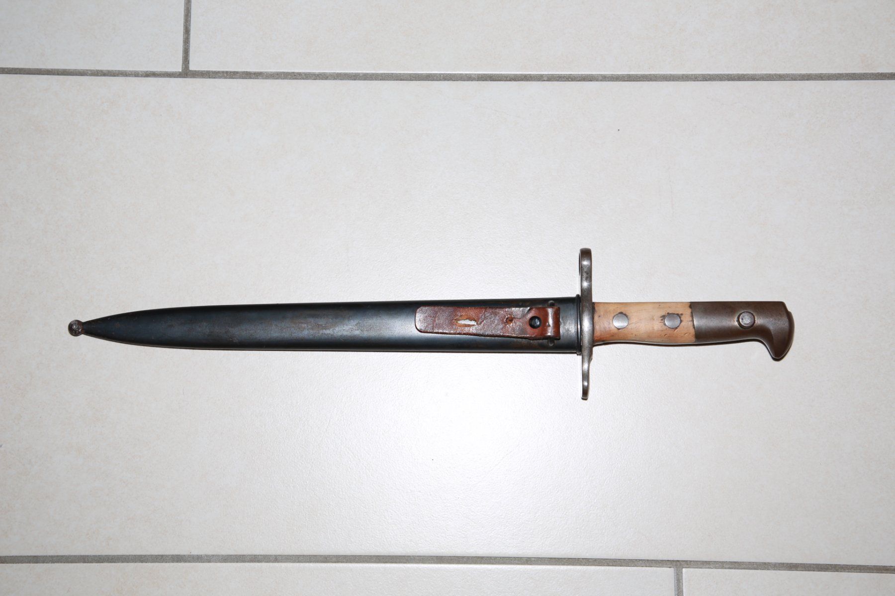 Schweizer Armee Stichwaffen: Schweizer Armee Bajonett Elsener Schwyz – Gebraucht aus Solduno von WildLife83