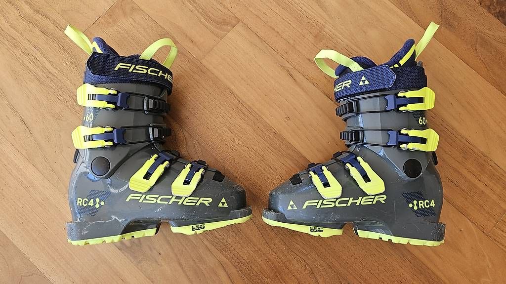 Scarpe da uomo: Chaussure de ski Fischer RC4 60 – Usato da Eschert venduto da aiamone 2