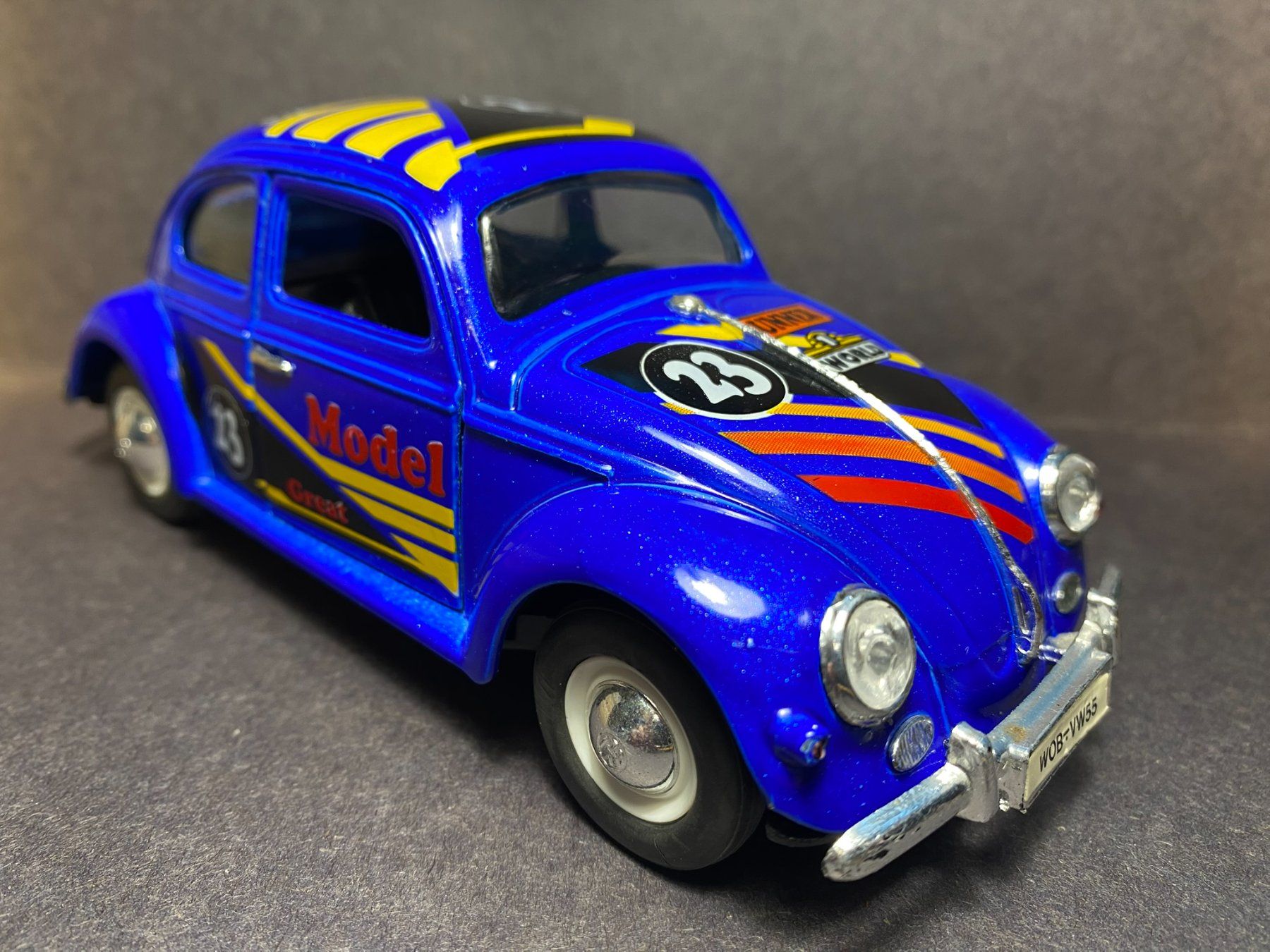 Volkswagen Modellini d'auto: VW Oval Käfer Runner 1:24 – Usato da Spiez venduto da Mlandcruiser 6