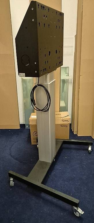 Altro in Decorazioni & Accessori: support de téléviseur réglable pour visio conférence – Usato da Genève venduto da did_2jht