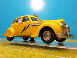 Taxi __ Yellow Cap __ Chrysler Air Flow _ Rextoys _ NEU 1:43