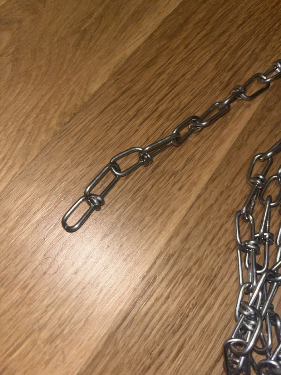 Eisenwaren: Chaîne – Gebraucht aus Fontaines NE von madamezo 1