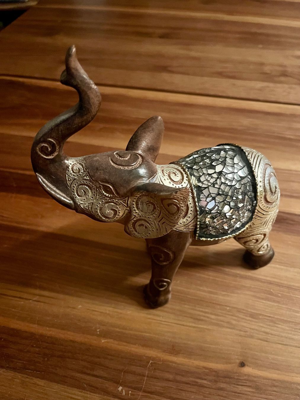Skulpturen & Statuen: Orientalischer Deko-Elefant – Gebraucht aus Egerkingen von simsigi 1