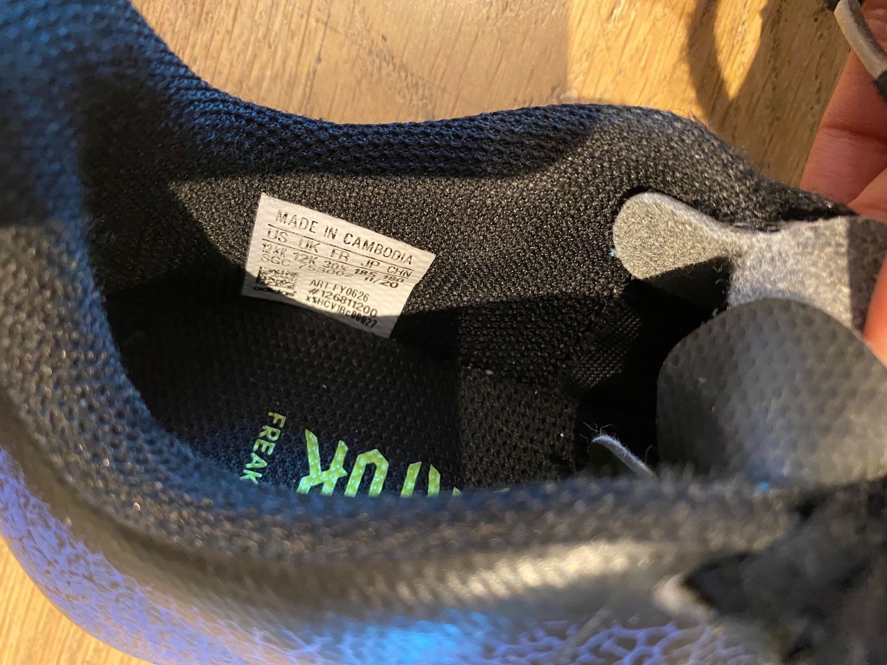 Scarpe per ragazzi: Fussballschuhe 30.5 Addidas – Usato da zug venduto da saliviolyn 2