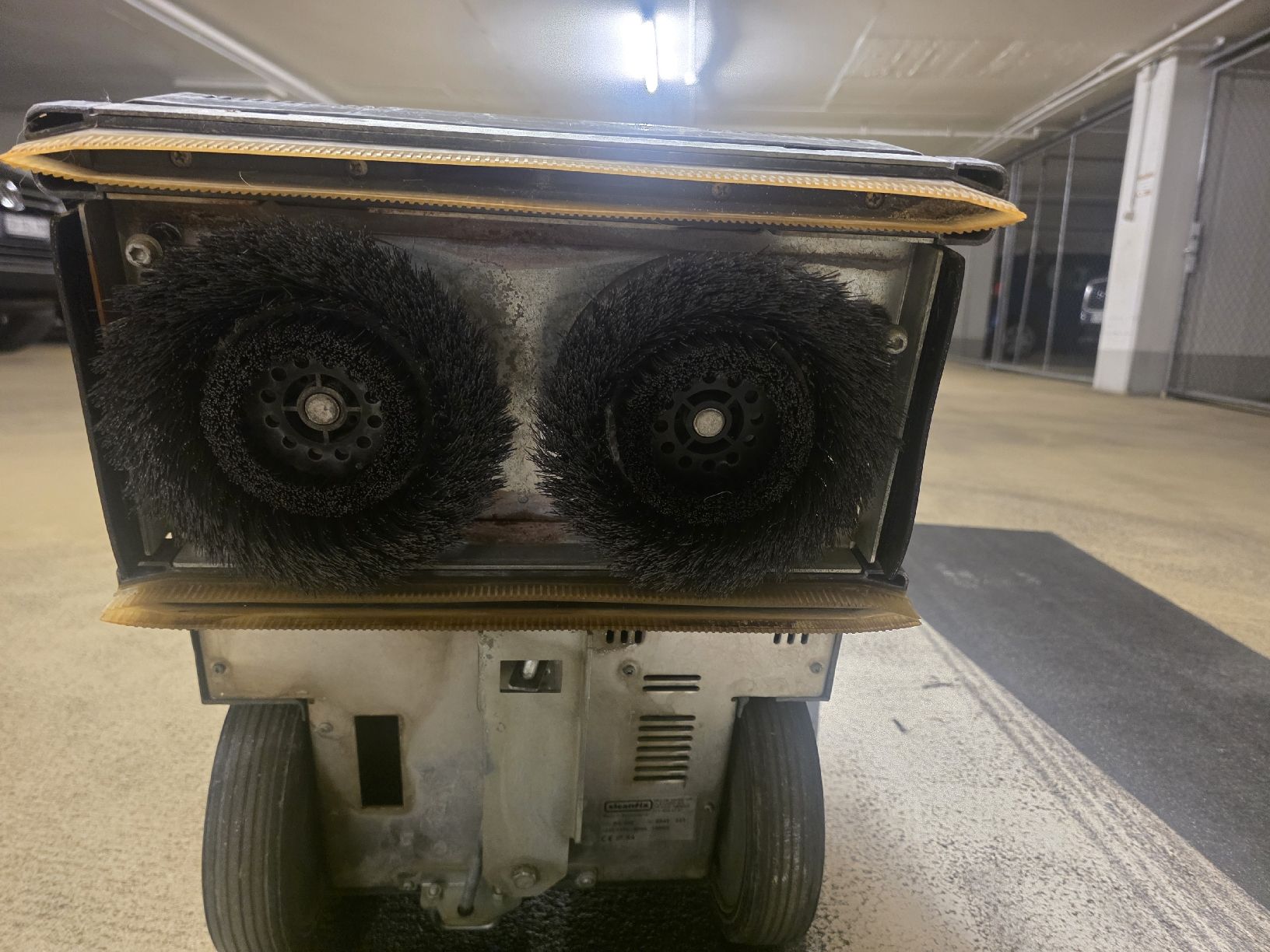 Cleanfix Tutte le macchine: CLEANFIX RA 300E #TASKI WETROK NILFISK KÄRCHER – Usato da Zürich venduto da 5183840711 4