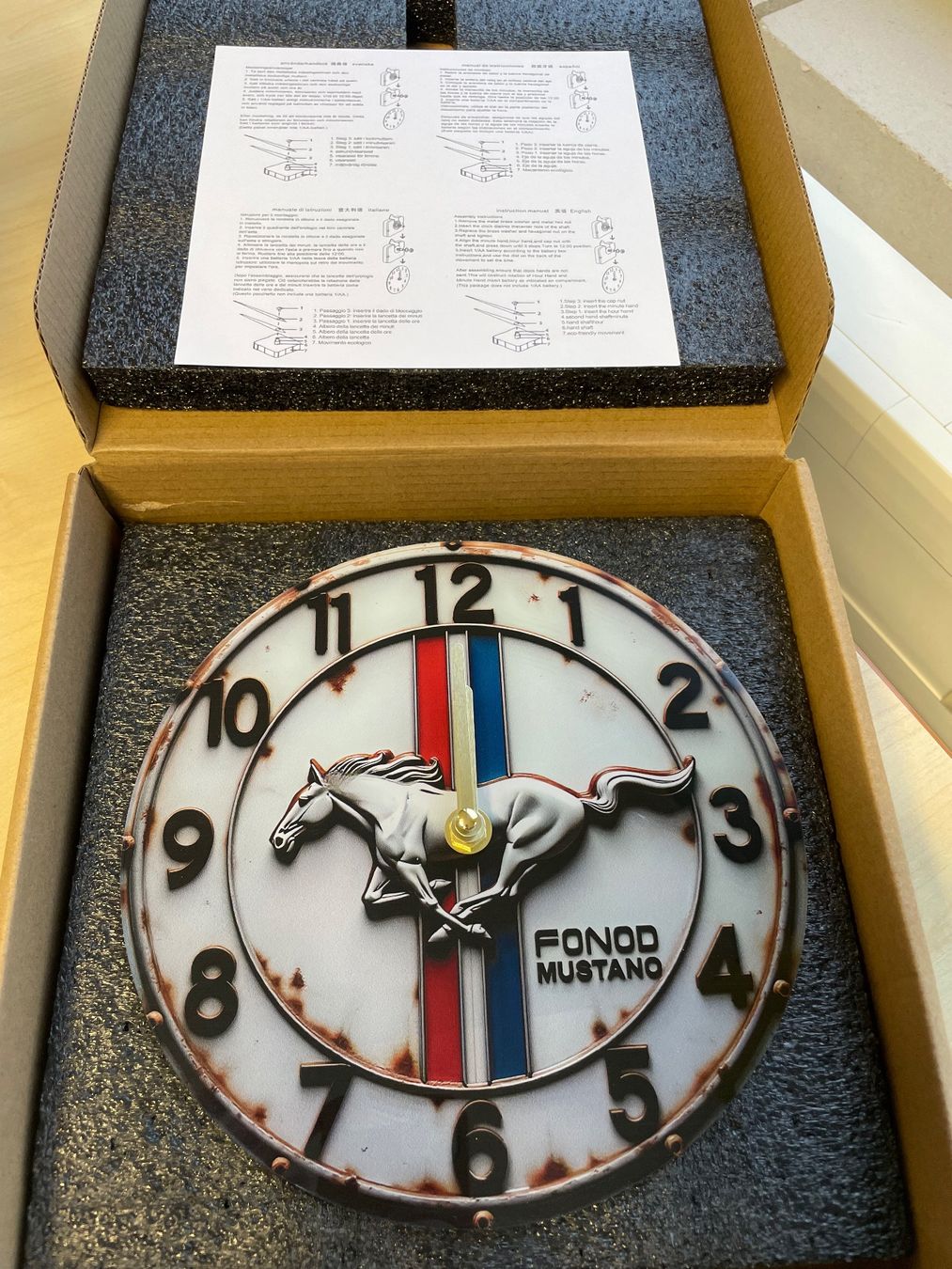 Orologi: Ford Mustang Wanduhr 20cm – Nuovo e nell'imballaggio originale da Frauenfeld venduto da Volbeater1989