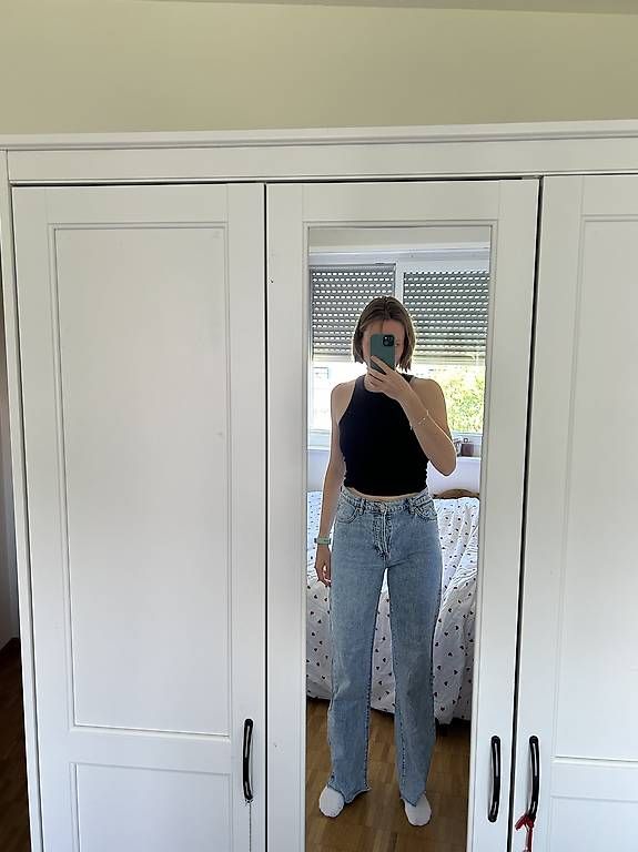 Jeans: MANGO JEANS MIT WEITEM BEIN – D'occasion à Zürich par cla_l2t2