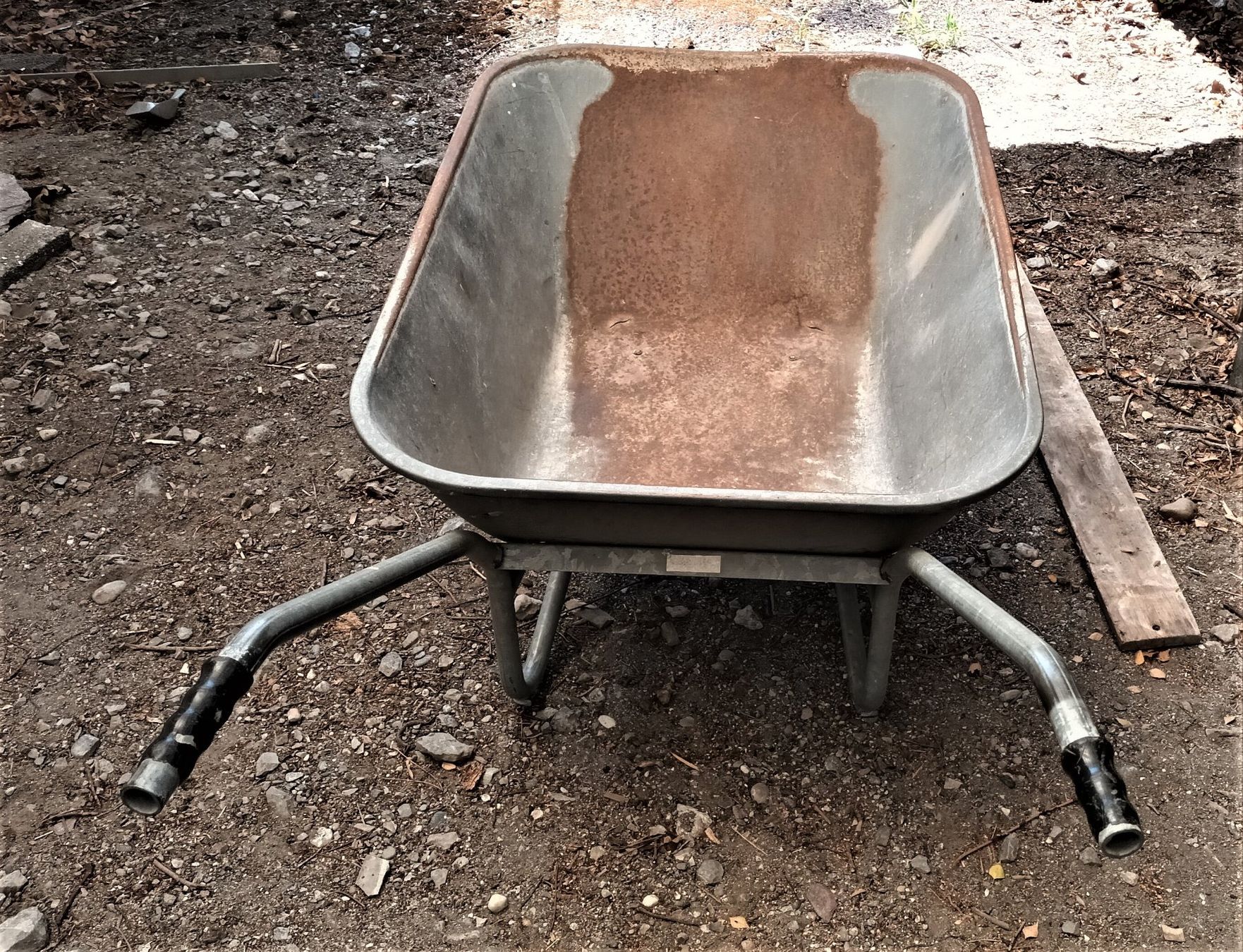 Schubkarren: Schubkarette, Karette, Gartenkarre – Gebraucht aus Vaduz von Bergtiger 3