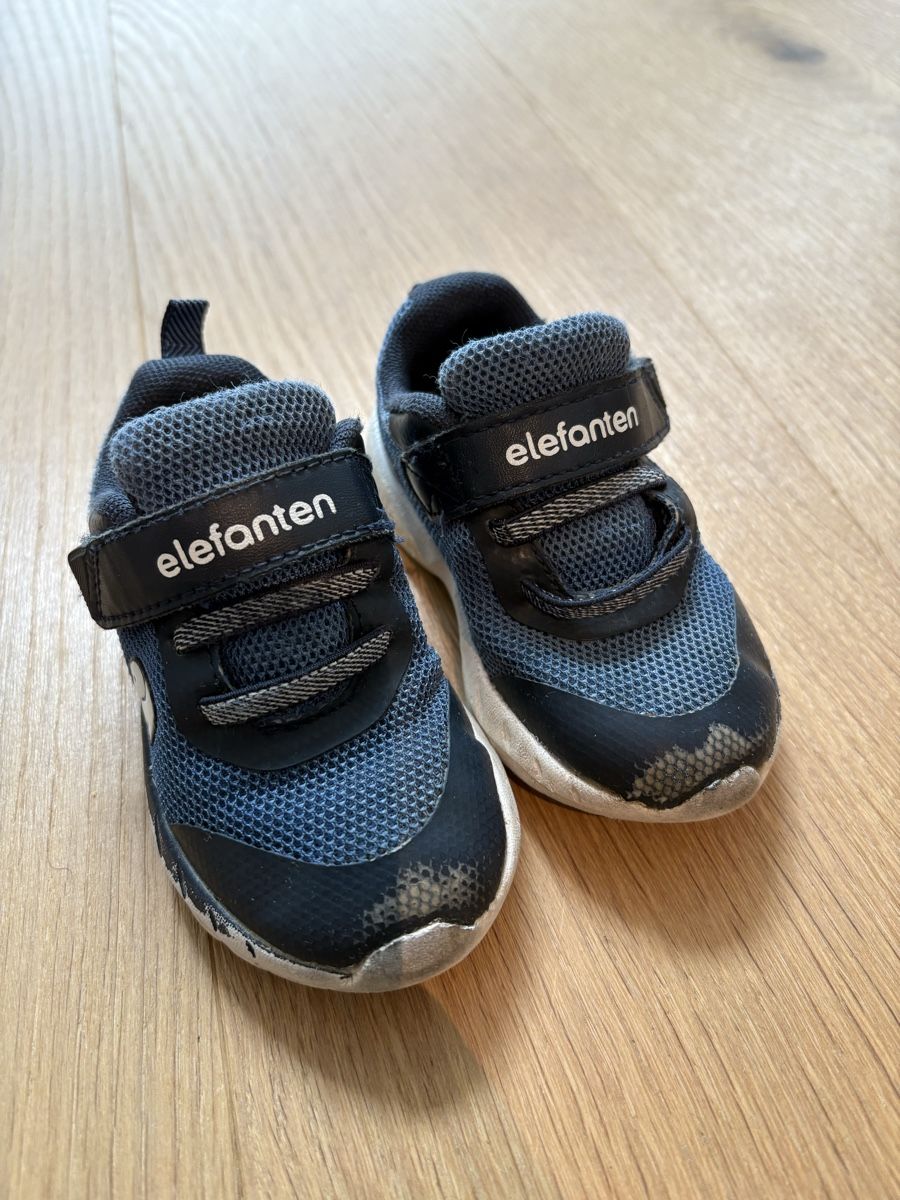 Elefanten Scarpe per ragazzi: Elefanten Sneaker Lauflerner Grösse 21 – Usato da Gebenstorf venduto da Sandra01031 1