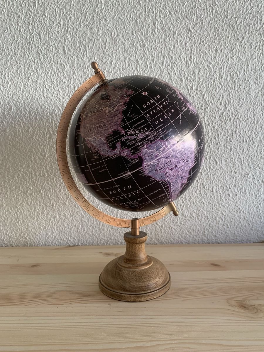 Maisons du monde Altro in Decorazioni & Accessori: Schöner Globus mit Holzsockel – Usato da Zürich venduto da Leonieonie. 1