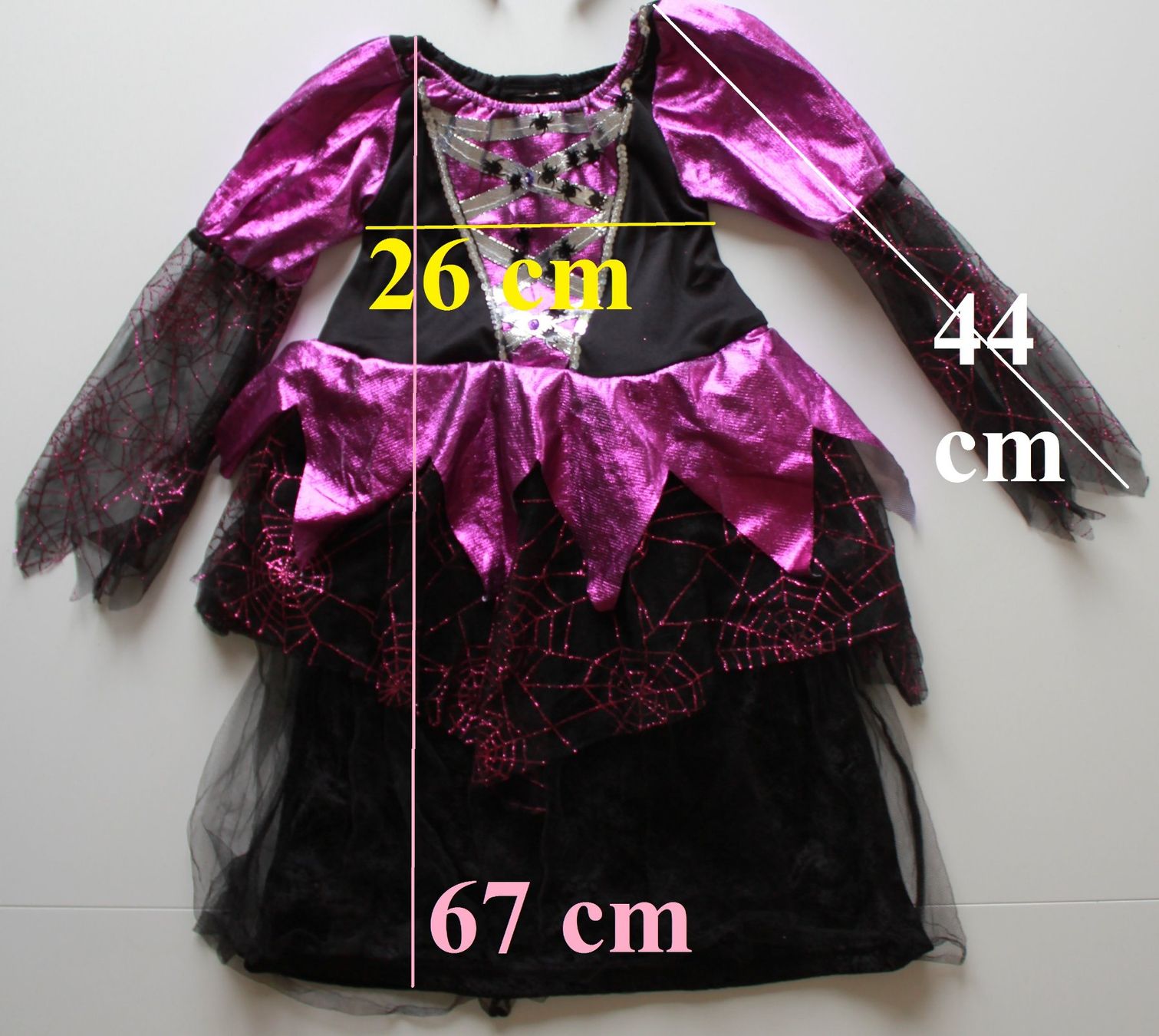 Costumi: Costume sorcière / Hexe t. 2 - 3 ans – Usato da Peseux venduto da CoolShoping 2