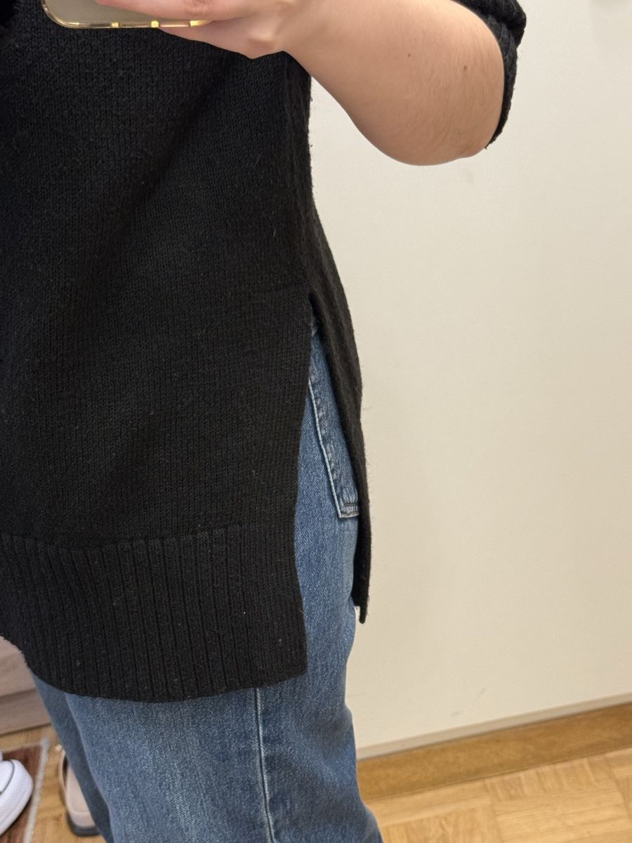 H&M Pullover & Sweatshirts: Pull col roulé noir – Gebraucht aus Le Grand-Saconnex von annaharutyun 1
