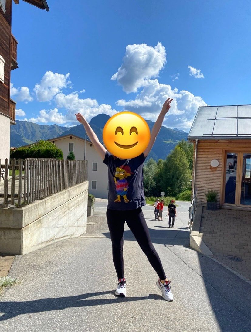 T-shirt: T-Shirt Gr. S Cropp Lisa Simpson – Usato da Basel venduto da hea_pp2f 3