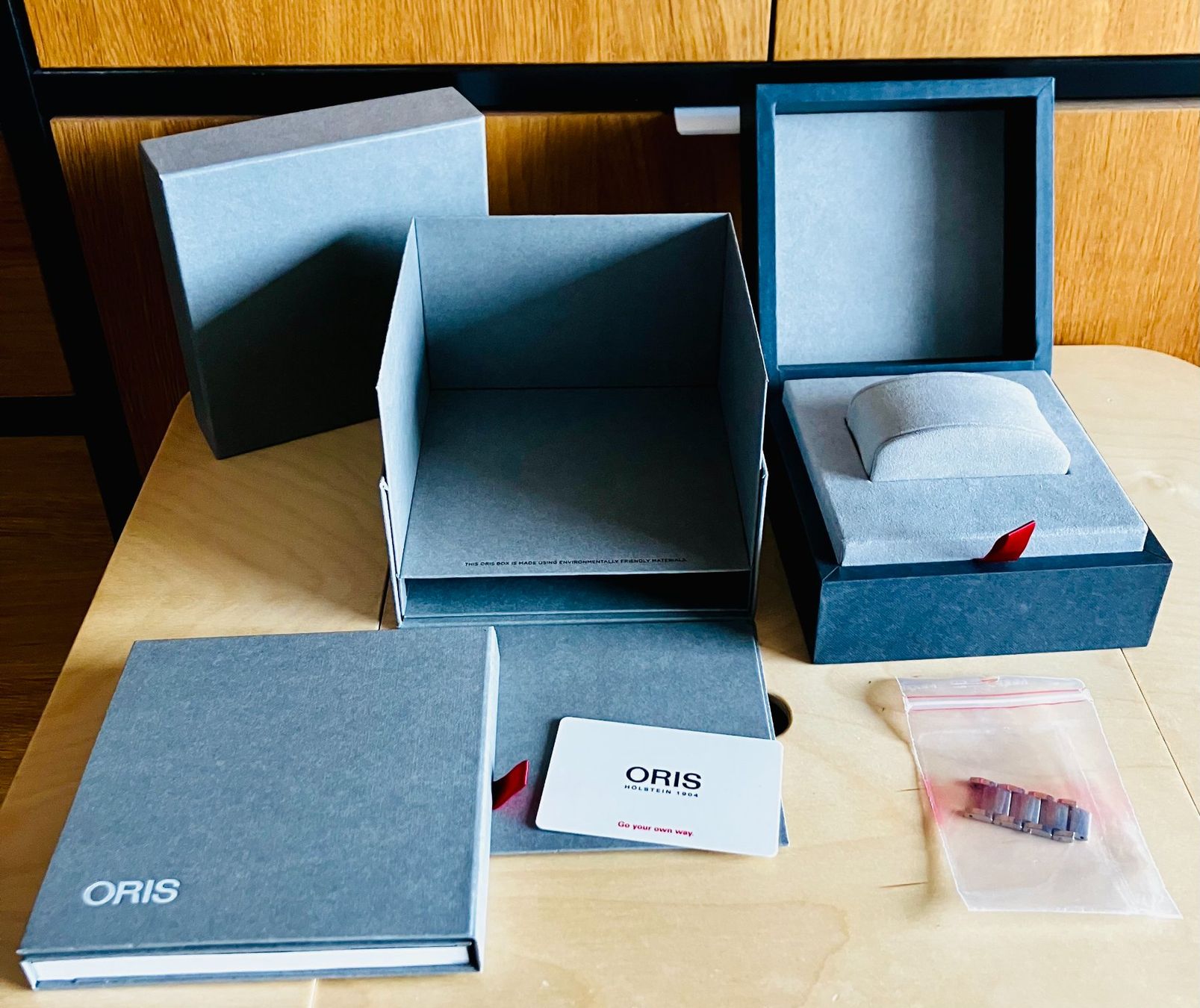 Oris Montres: Oris Aquis Date – D'occasion à Aesch BL par oll_9jrg 1