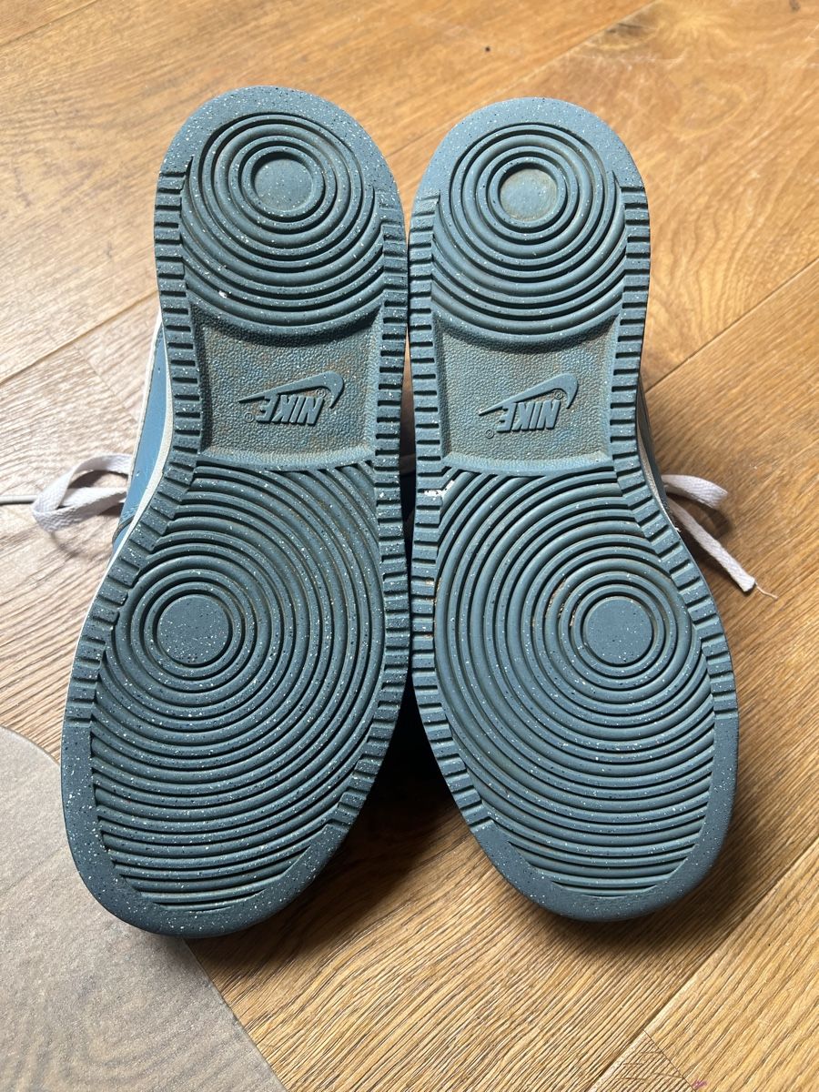 Nike Scarpe da donna: Nike Sneakers Grösse 39 – Usato da Lohn SH venduto da Elch21 1