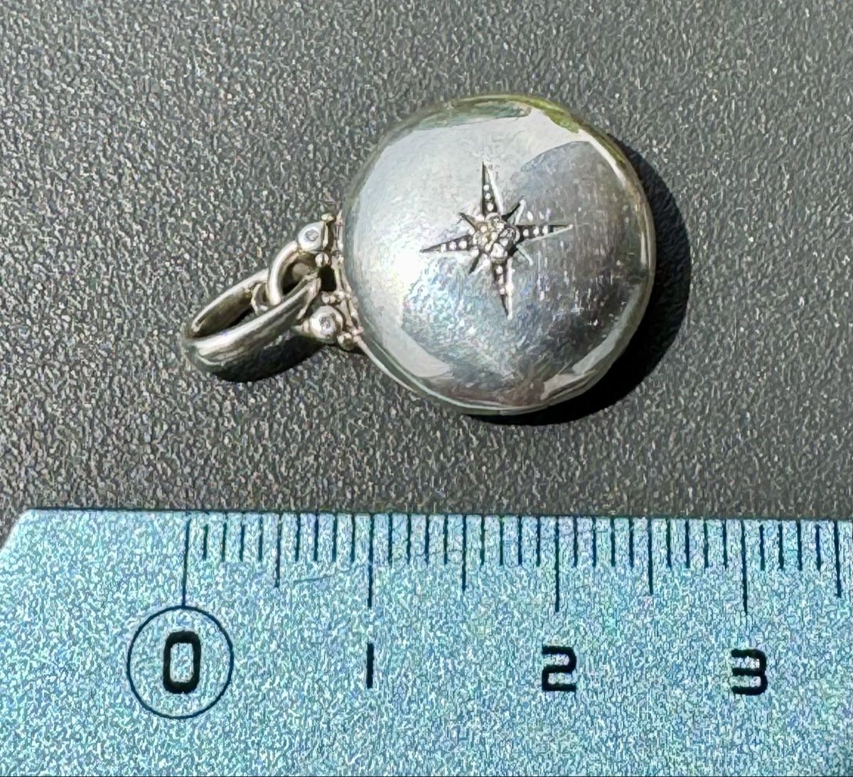 Thomas Sabo Ciondoli: Thomas Sabo Medaillon Silber 925 mit Zirkonia – Usato da Rüti ZH venduto da MapleLeaf62 3