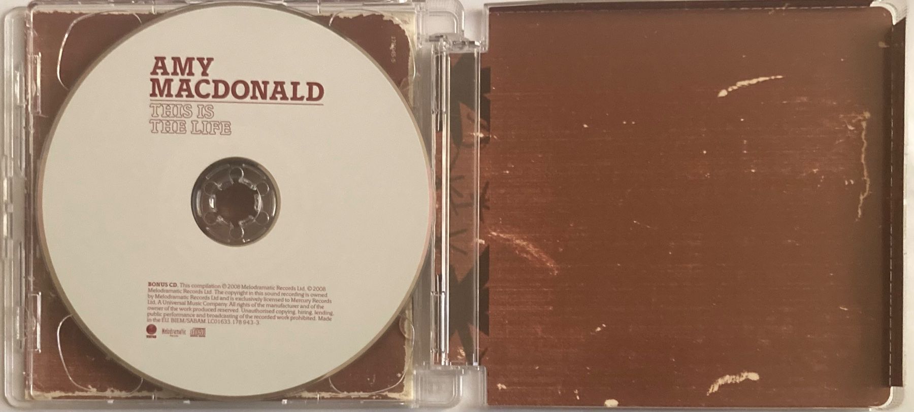 CD: AMY MACDONALD - THIS IS THE LIFE – Usato da Poliez-Pittet venduto da Newtown-Records 3