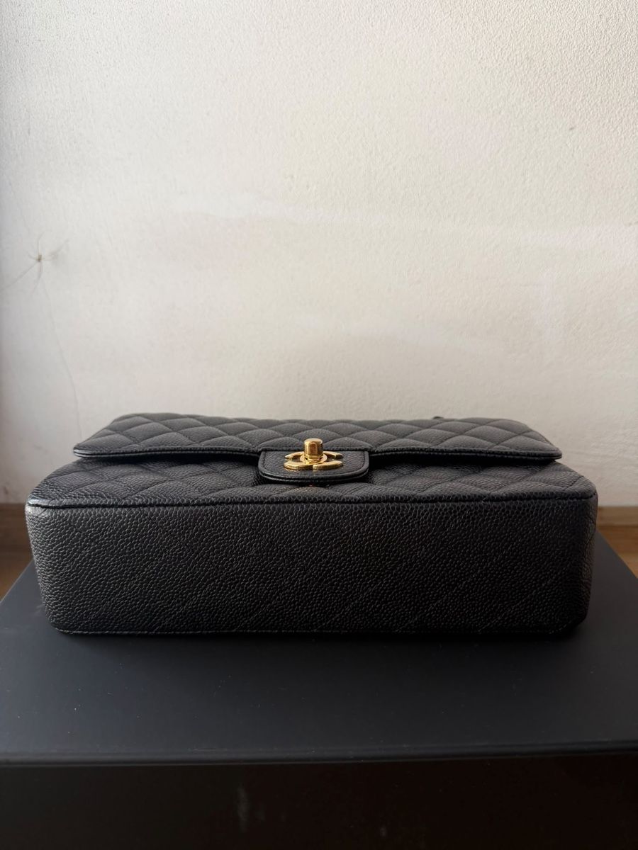 Chanel Borse da donna: Chanel Classic Timeless Medium Double Flap Black Caviar – Usato da Münchenstein venduto da watchpatrol 4